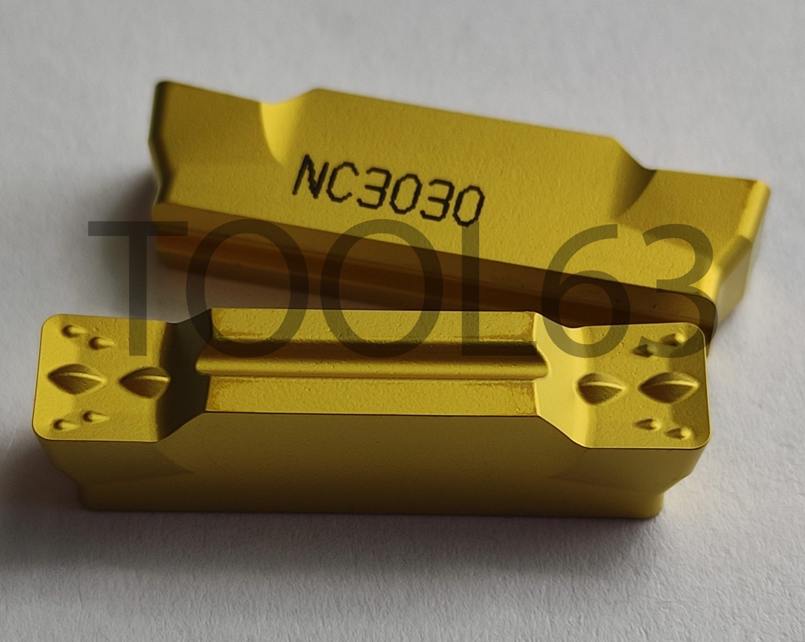 Пластина MGMN600-M NC3030